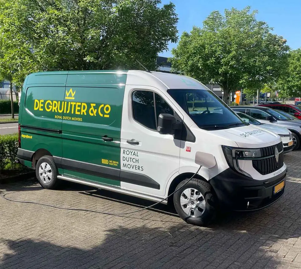 Degruijter goes green as part of their sustainability plan, lowering their fuel emissions and using recyclable packaging for a greener future